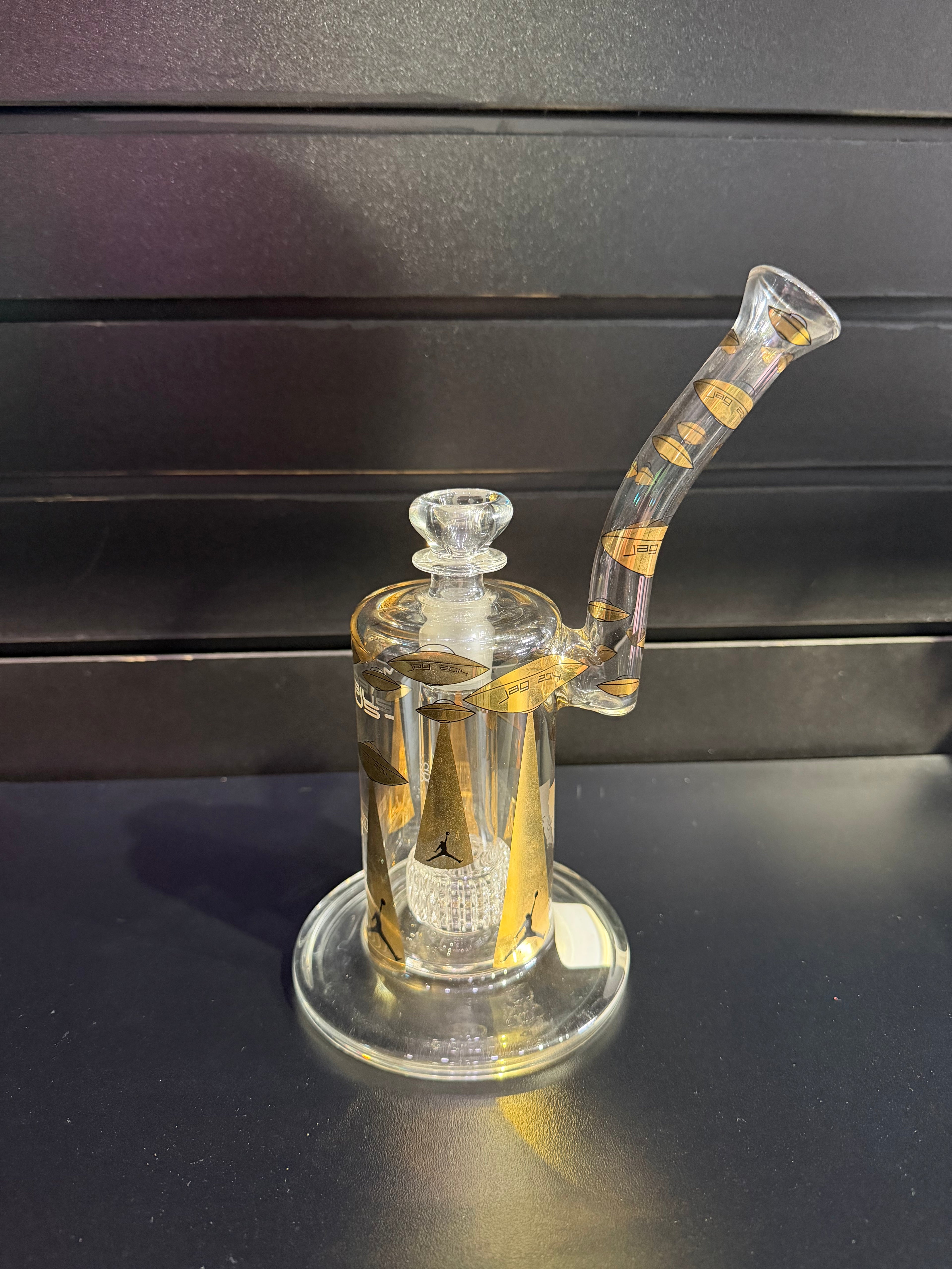 MOBIUS x JAG JORDAN