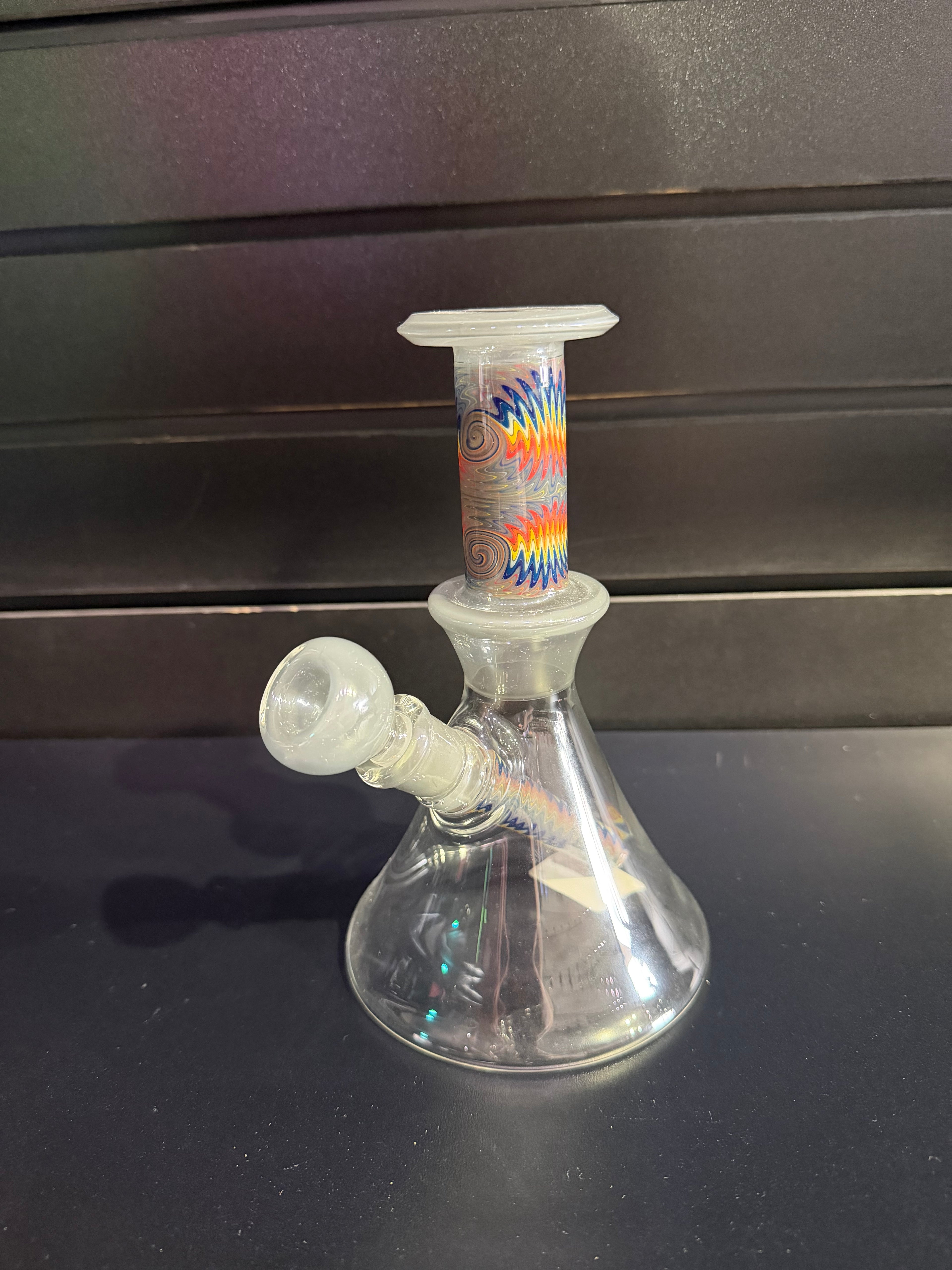 FOGZ GLASS WIGWAG BEAKER - RAINBOW