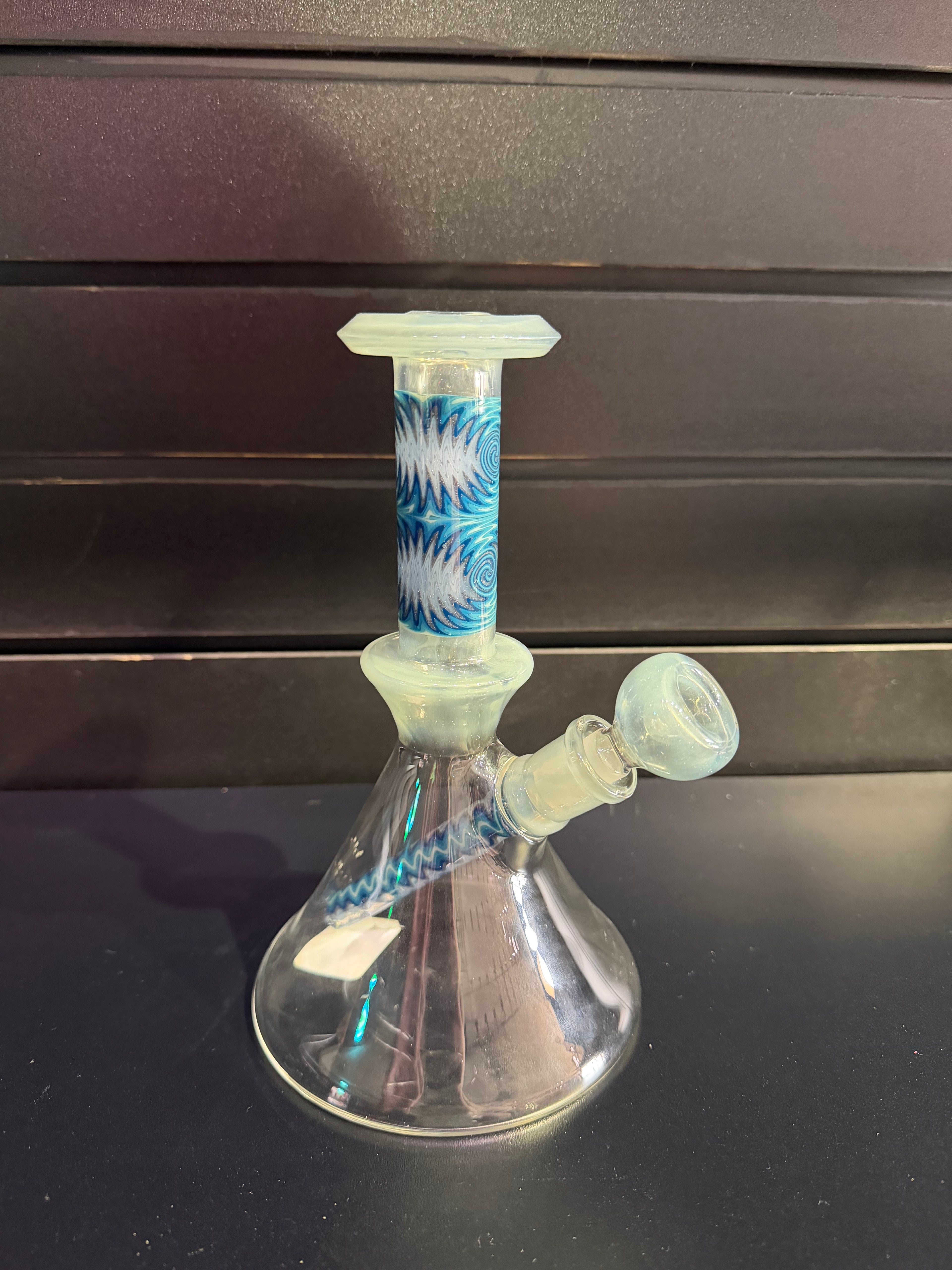 FOGZ GLASS WIGWAG BEAKER